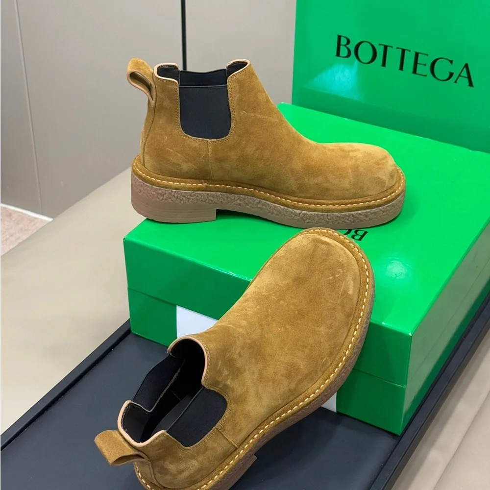 Bottega Veneta Men's Suede Chukka Boots in Mustard